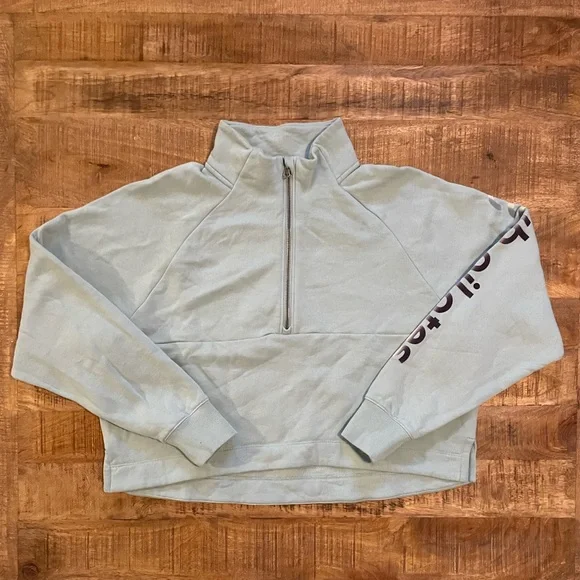 Club Pilates Iridescent Crop Half-Zip Pullover - Picture 2 of 6